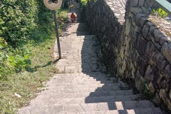 2023-05-03-Ingresso-sentiero-407-e-gradini-Gaito-14