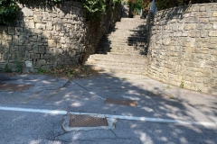 2023-05-03-Ingresso-sentiero-407-e-gradini-Gaito-2