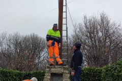 2024-03-20-Montaggio-croce-al-Boscone-4