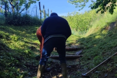2024-04-24-Realizzazione-gradini-sentiero-407-e-pulizia-bosco-al-Fenile-4