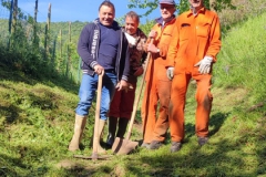 2024-04-24-Realizzazione-gradini-sentiero-407-e-pulizia-bosco-al-Fenile-9